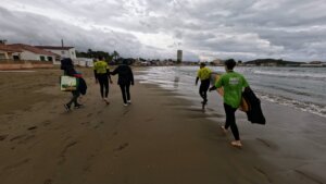 Adán hace historia: primera persona con ELA en participar en la Copa de España de Parasurfing